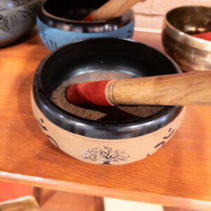 Klei Gong met decoratie Bruin met zwart Middel